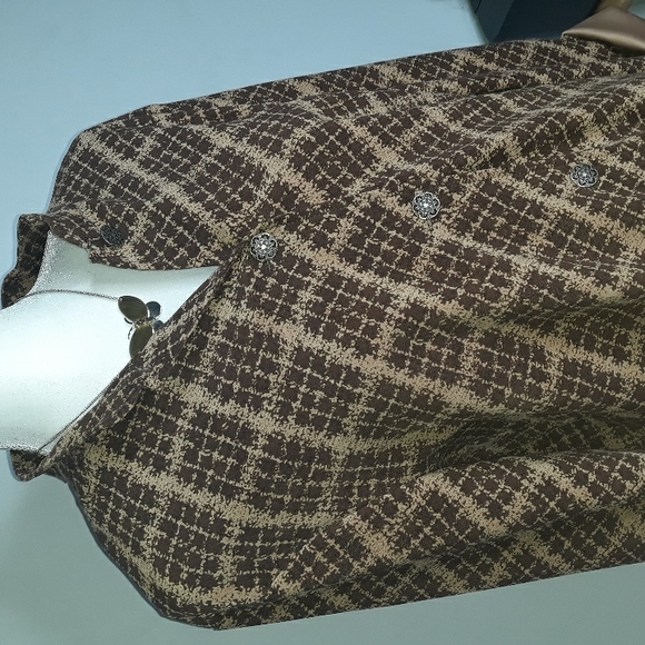 Notations plaid buttondown longsleeve blouse w shimmering gold cuffs - Picture 2 of 10